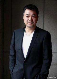 董勇|因喝酒吃肉穷到剩10元, 后靠\香妃\刘丹养一个多月的董勇, 今怎样了
