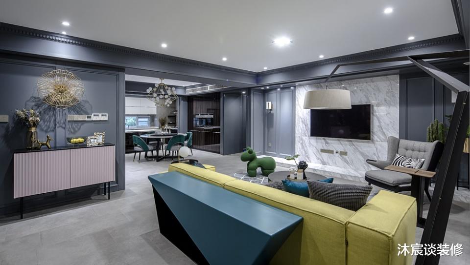 |她家的轻奢风，满屋的高级感让人一见钟情，全屋简约敞亮，很大气