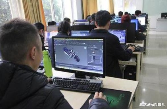 填报志愿|大学里“永不过时”4个专业，发展前景广阔，毕业生就业待遇好！