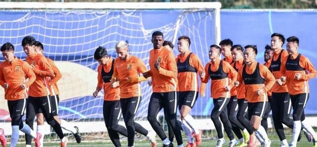 丛震|卓尔未来三大离队热门浮出水面，一人深受李铁器重，多次入选国足