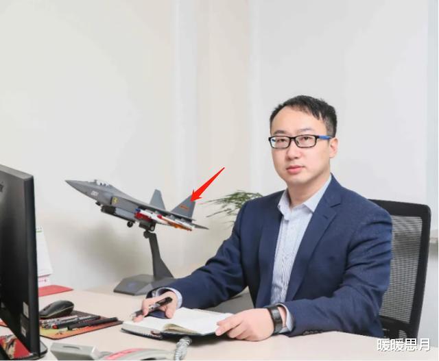 「空军」亮出八一军徽，沈飞五代机终于修成成果，进入空军服役几成定局