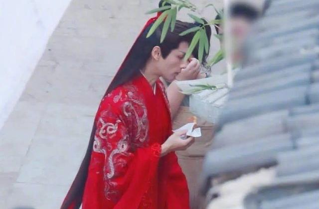 皓衣行|陈飞宇罗云熙太亲密,《皓衣行》甜度升级,比《陈情令》还大胆