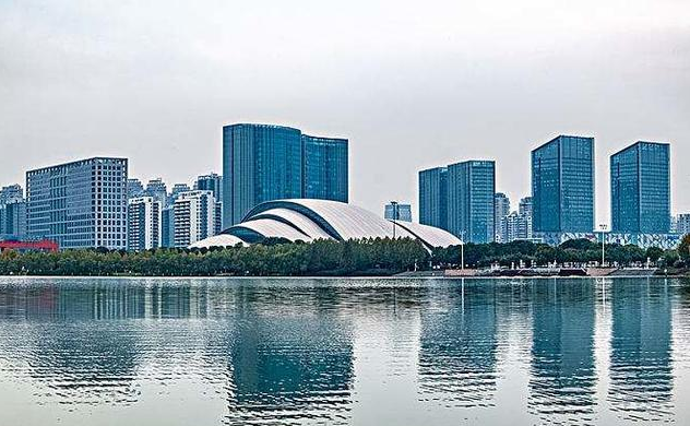 二手房|中国留不住人才的2座城市：房价要一两万，人均工资三千左右