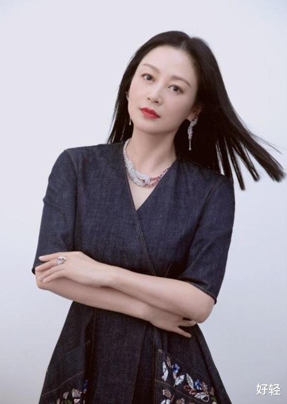 陈红：陈红，从130斤瘦到90斤，曝光减肥方法，网友：真的做不到