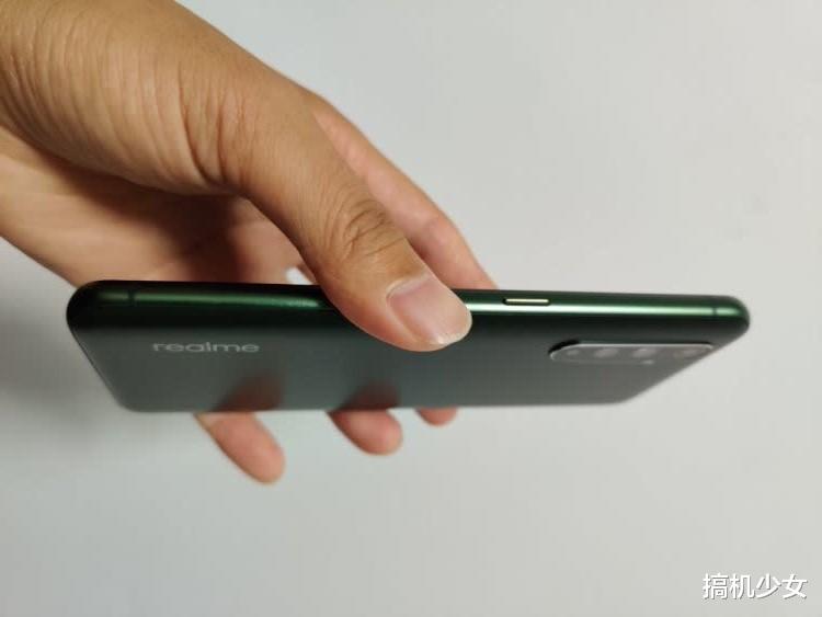 OPPO|OPPO变身价格屠夫，256GB+90Hz屏+65W快充，5G旗舰机跌至3299元