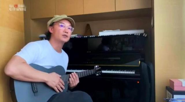 维多利亚港|参观陈奕迅香港的豪宅，阳台俯瞰维多利亚港，装修却只刷大白墙