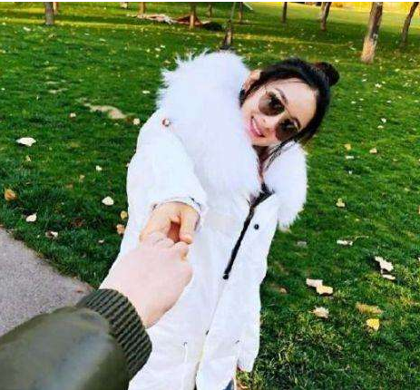 冯绍峰|看完冯绍峰和倪妮合照，再看看冯绍峰和赵丽颖合照，你发现什么了？