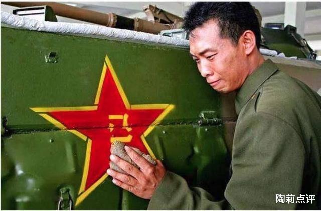 张译|《八佰》口碑炸裂，导演管虎落泪，吴京：“张译不要脸”