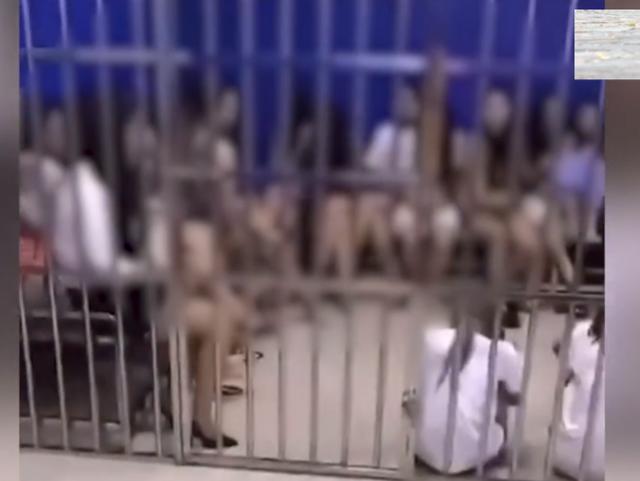 娱视天天看 KTV中存在\"特殊服务\"?河南警方深夜突袭,百名穿着\"清凉\"的年轻女子被带走
