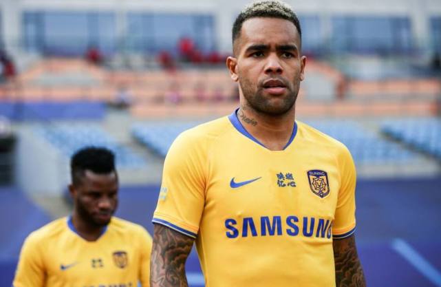 江苏苏宁|中超重磅转会？曝保级区球队欲租借苏宁王牌外援！愿承担其170万周薪