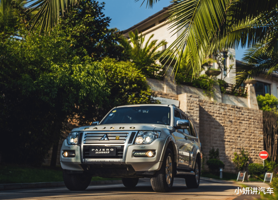 全时四驱|三菱越野“销量王”，长4米9，3.0L+全时四驱，累计销量超200万辆