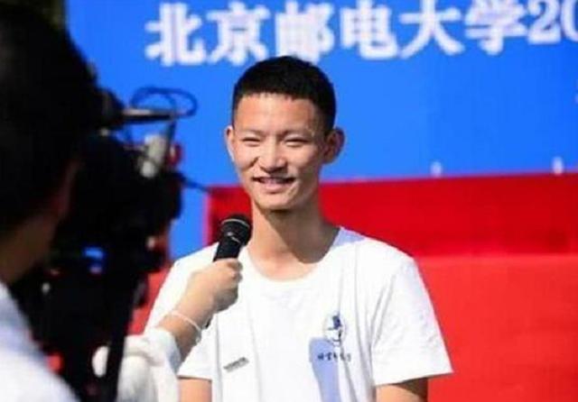 []当年高考635分，“跪地谢母”的王恒杰放弃名校，如今过得怎么样