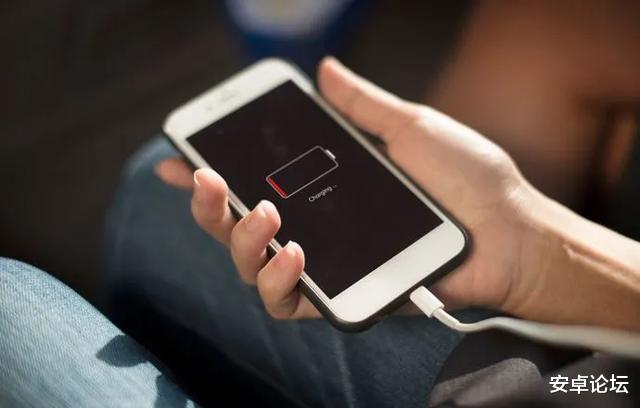 苹果|就这？看完今年iPhone 12，我决定再等一年