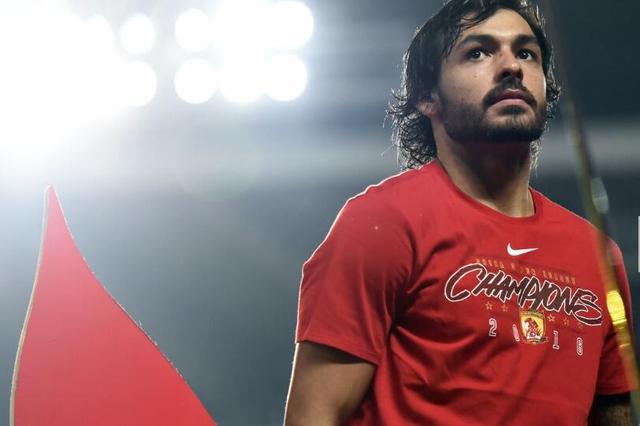 埃尔克森@没有武磊!艾克森+洛国富领衔国足世界杯集训名单,1队入选人数超恒大