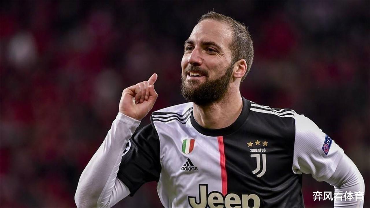 [尤文图斯]34场8球8助，尤文球星回国惹争议，连照顾患癌母亲也不被理解