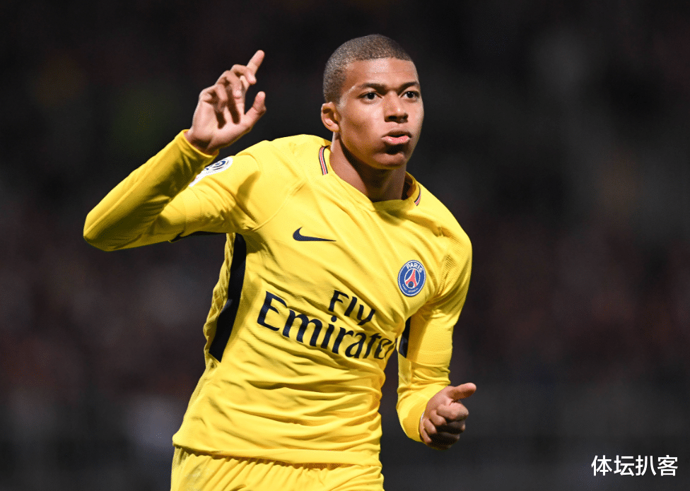 杭州|C罗又输了！五大联赛最佳球员评选仅排第5，梅西近11年第9次获奖