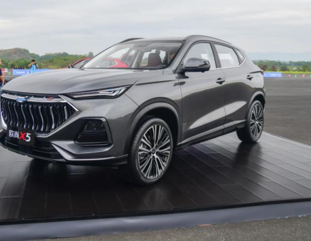 欧尚|长安又一新车即将发售，蓝鲸1.5T引擎，预售价仅8万又要火了