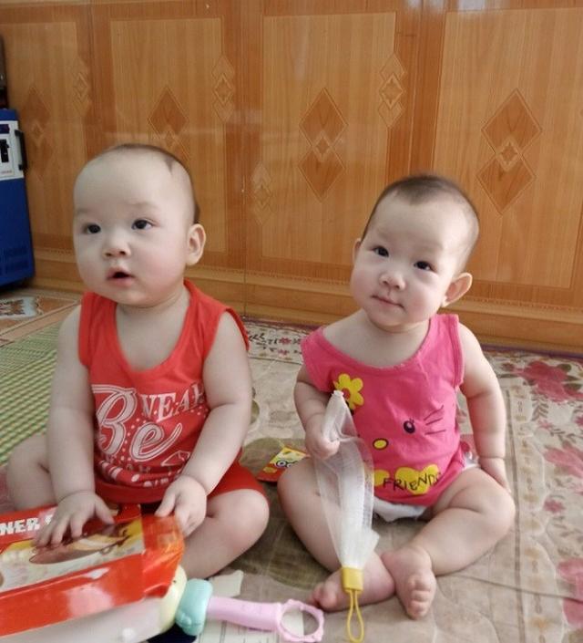 睹图|妻子因多年没孩子自责，想离婚丈夫不肯，苦等15年终得双胞胎