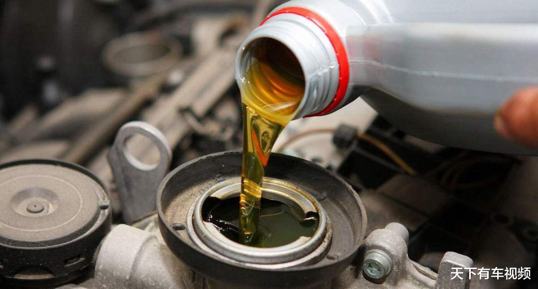 「涡轮增压」5000公里换一次机油的人被骗了多少钱?机油多久换一次才不伤车?