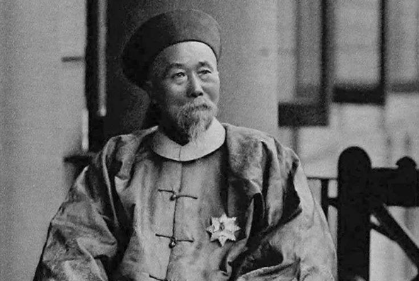 「起义」李鸿章临死前嘱咐要防范此国，比日本更危险，多年后果然被验证