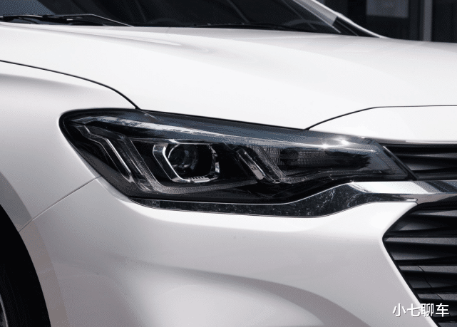 『雪佛兰』雪佛兰拿出“杀手锏”！比大众宝来时尚，百公里油耗4.7L，8.99万起