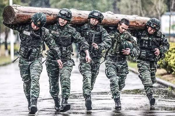 『杨洋』杨洋新剧来袭，热血军人英姿飒爽，颜值成亮点