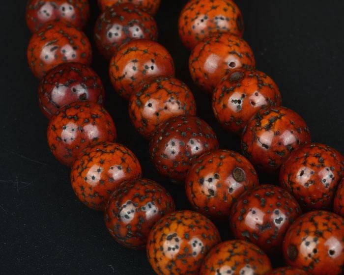 [文玩]几种越盘越润的文玩手串，只要拿在手中就不舍得放下了