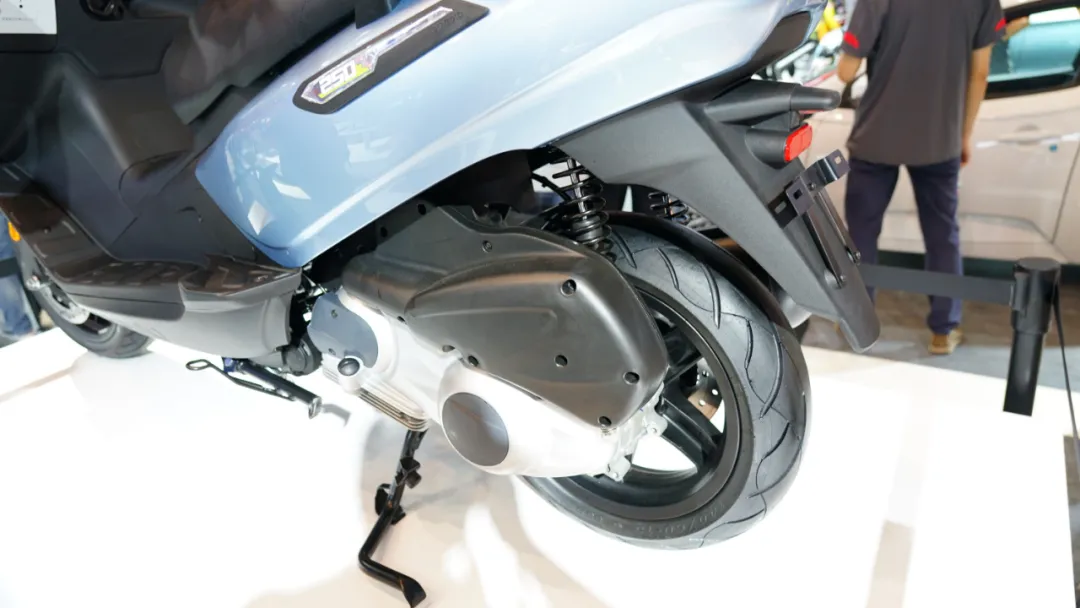 比亞喬歐式大踏板X7亮相摩博會，SRMAX同款動力-圖5