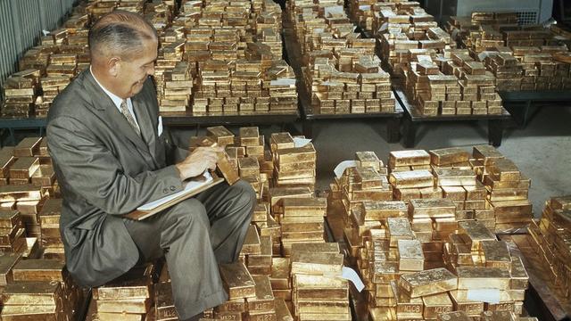 『汇添富』14国从美国运黄金后, 史上最大黄金转移事件或出现, 数千吨黄金或流入中国