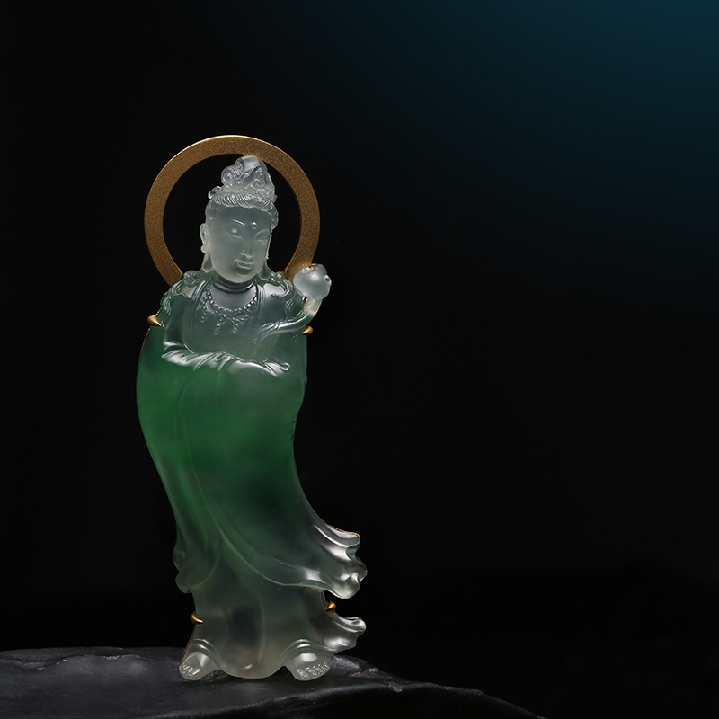 翡翠|加龙翡翠作品——《站观音》鉴赏