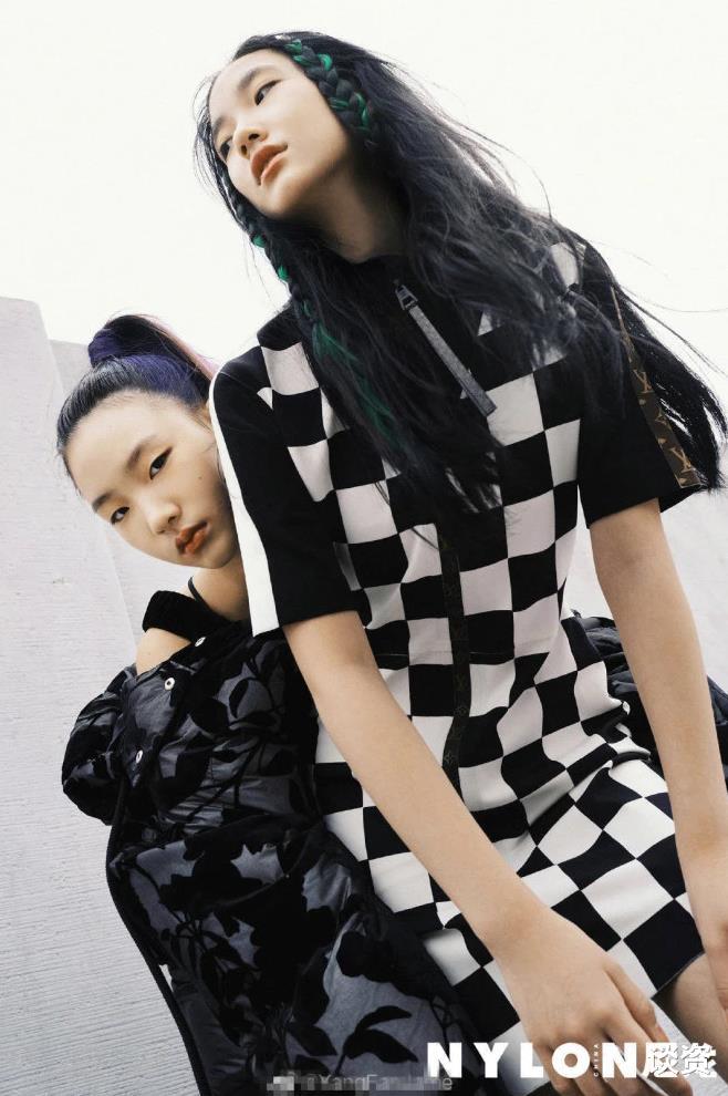 盲侠大律师第二季|小S晒女儿丑照，大女儿一改往日高冷脸，对镜头扮鬼脸超可爱