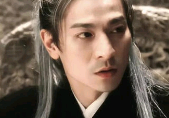 刘德华@刘德华扮演了四个恶棍，最后一个经典到无人超越！