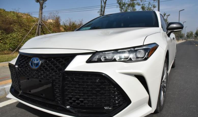 亚洲龙:看了奥迪A4和宝马3系,最后24万提辆丰田亚洲龙,车主:差距明显