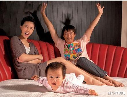 孙莉|孙莉刚入学就被黄磊“骗到手”？看她的入学照，难怪黄磊那么猴急