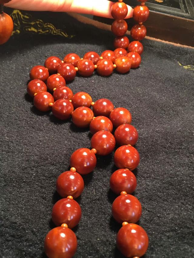 橄榄核雕：为什么说橄榄核雕包浆作品都是孤品