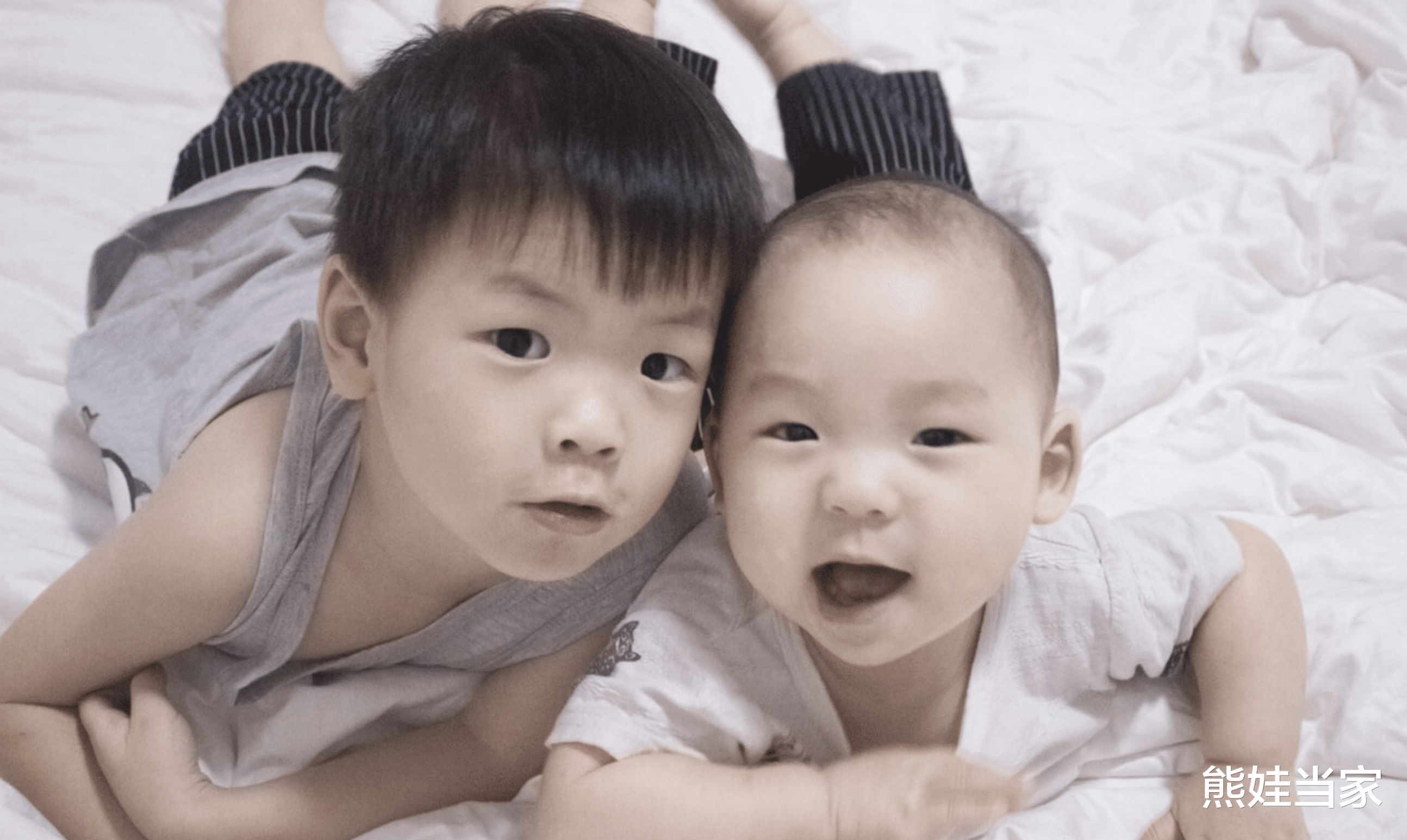 熊娃当家|“双儿户”和“双女户”的家庭，父母的晚年生活，差距不止一点点