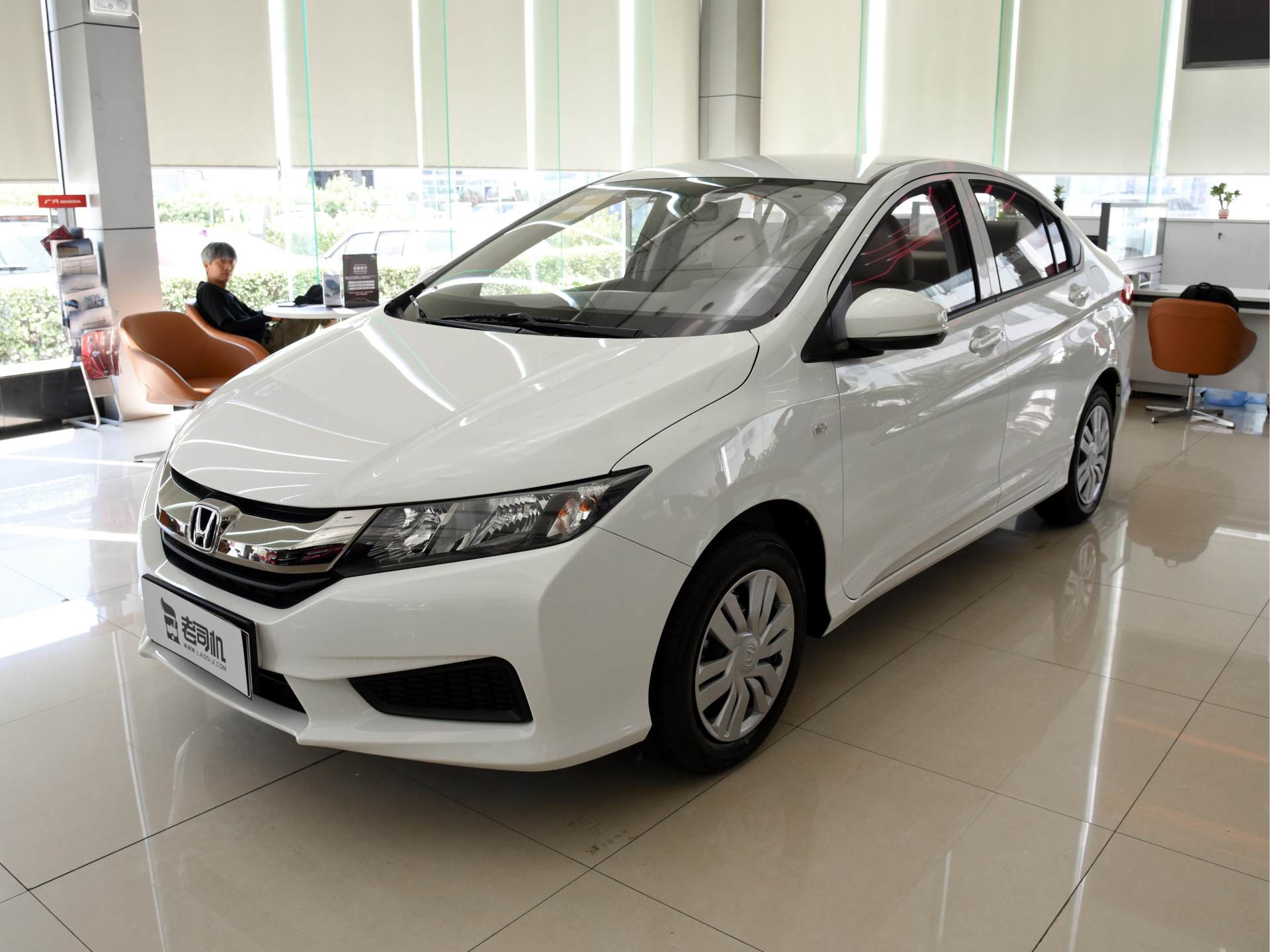 本田锋范|不输飞度的家用好车！入门就配131马力，出自本田