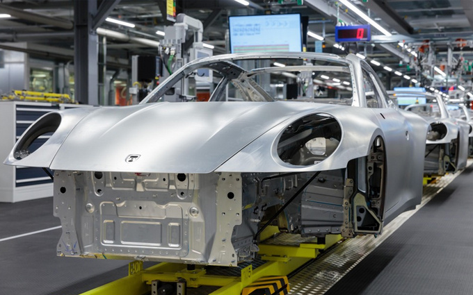 保时捷▲保时捷欧洲工厂停产-在华销售受重创 重启国产项目