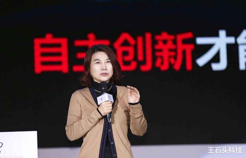 『格力电器』中国空调“第一品牌”易主!董明珠搞不懂,为何转型如此难?