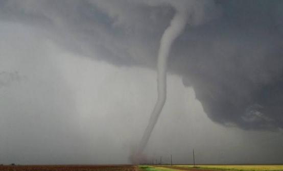 龙吸水|中国卫星回传照片：美国海域出现8条“龙吸水”，霍金预言成真？