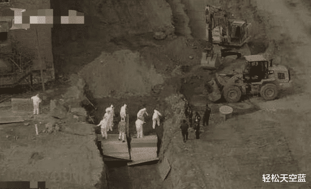 【美国】美国确诊超162万,无人机拍下美国的“乱葬岗”,现实版“世界末日”