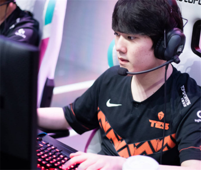 「ig」德云色曝IG留阿水手段：uzi出面，一张时刻表让jkl成功加入TES？