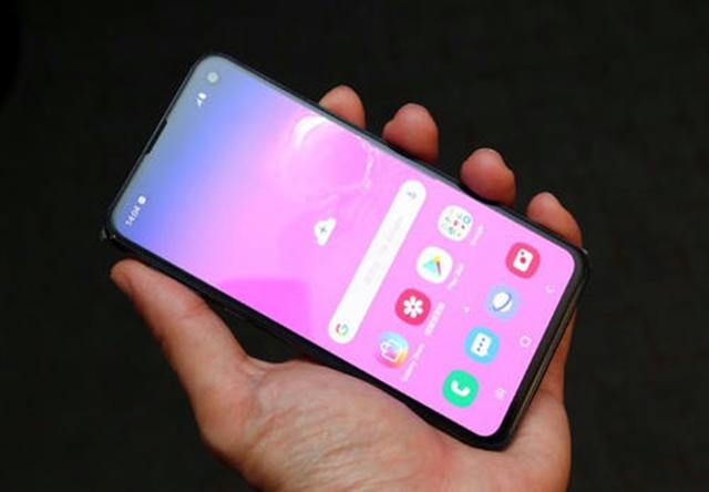 小屏|三星小屏旗舰！5.8寸全视屏+骁龙855，还买啥iPhone SE？