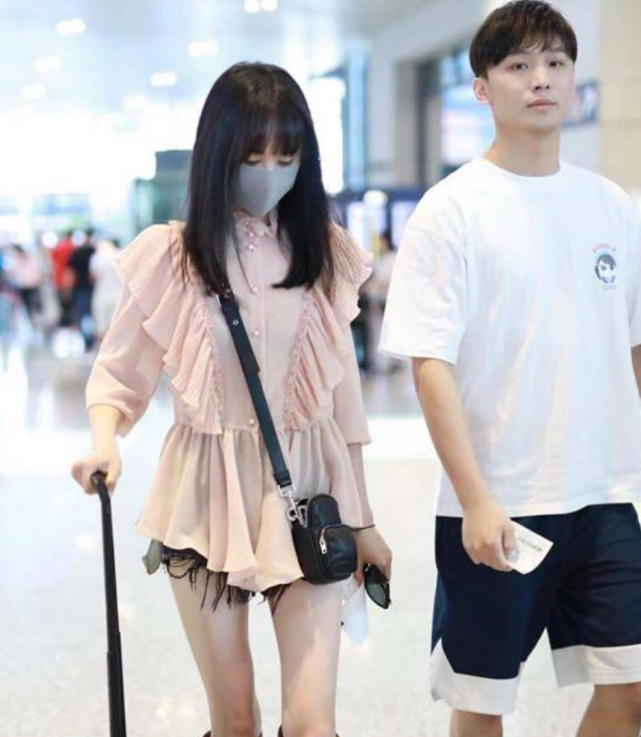 郑爽|疑张恒朋友曝更多代孕内幕:男方被绿是工具人,还受精神折磨