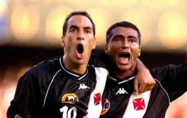 特维斯▲他是足坛最著名野兽，场上才华横溢场下超级混蛋，因工资低拒绝皇马！