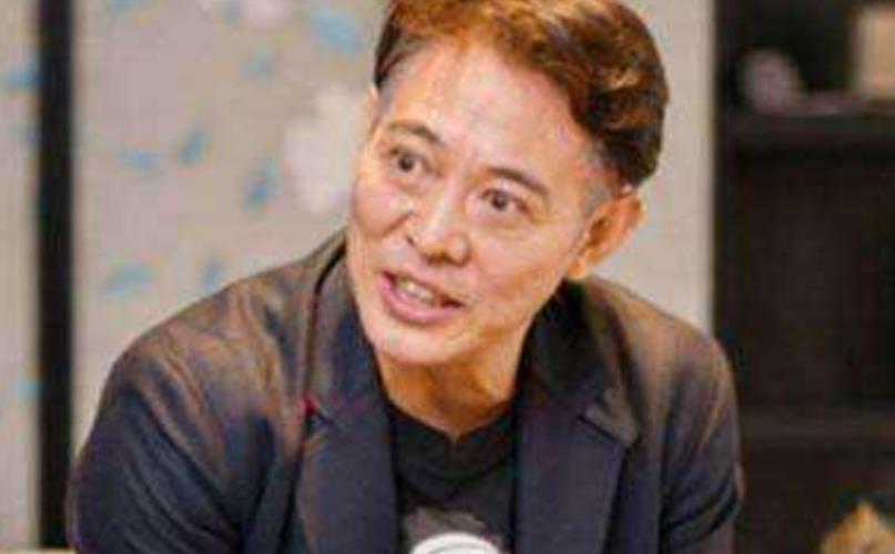 『李连杰』李连杰那么有钱,为何不治甲亢,向华强老婆一句话道出真相!