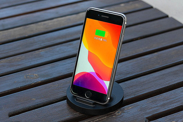 小屏|逐渐失去热度，连iPhoneSE都没办法打开小屏手机市场？