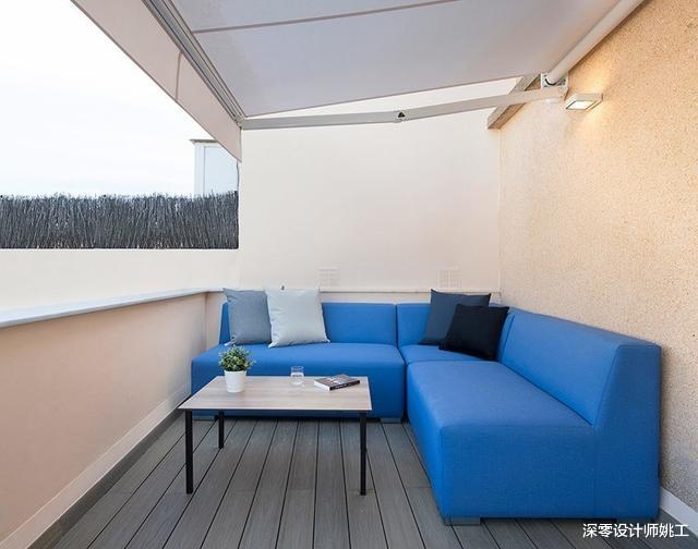 |都是开门见厅，他家很聪明，靠边做柜子，顶天立地刚好也是书柜