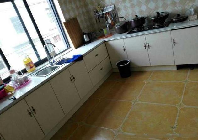 「」新房装修老公让我找娘家要20万，建好后让没收入的我不知所措！