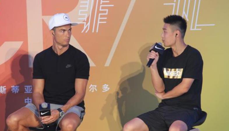 尤文图斯|尤文6000万欧拿下基耶萨，皮尔洛C罗再得强援，C罗武磊互动